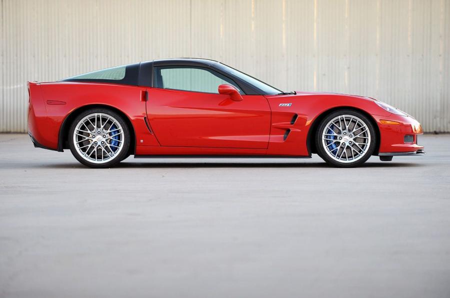  Chevrolet Corvette ZR1 2009 года  (фото 91 из 290)